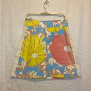 Floral-print denim skirt